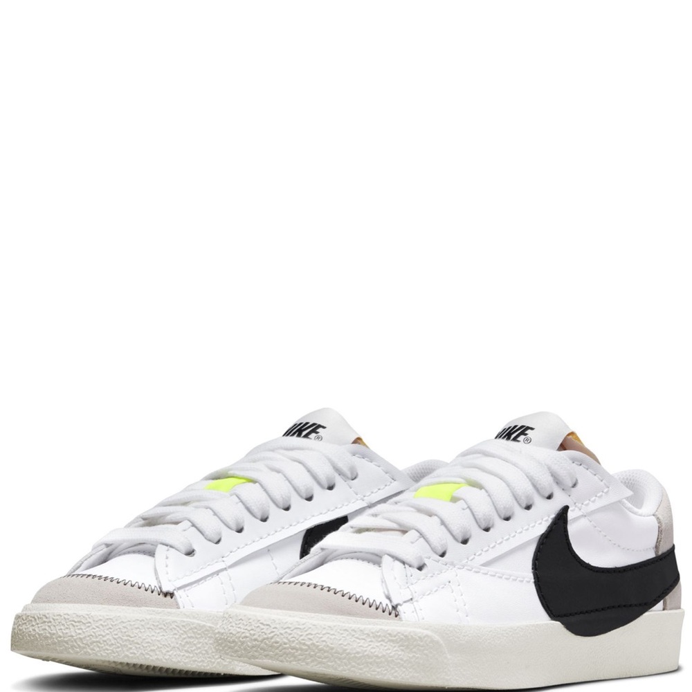 Nike Blazer Low ‘77 Jumbo Sneakers